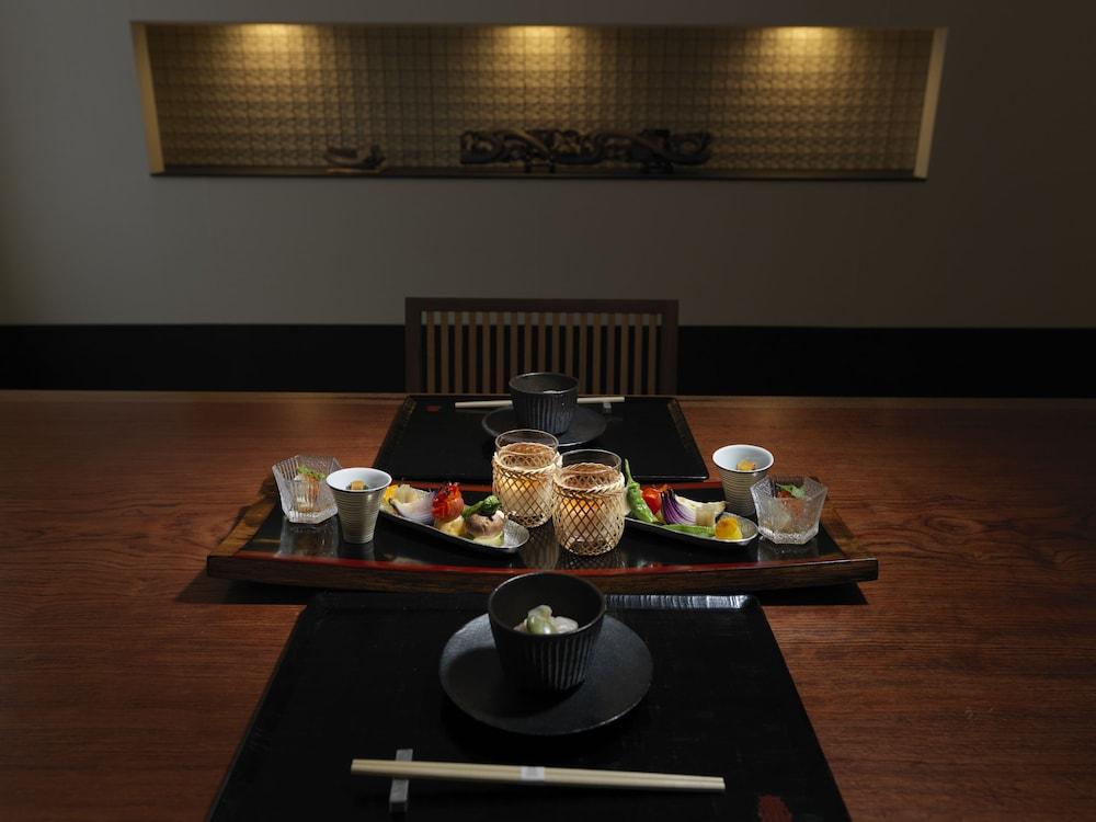 Niseko Konbu Onsen Tsuruga Moku-No-Sho Hotel Buitenkant foto