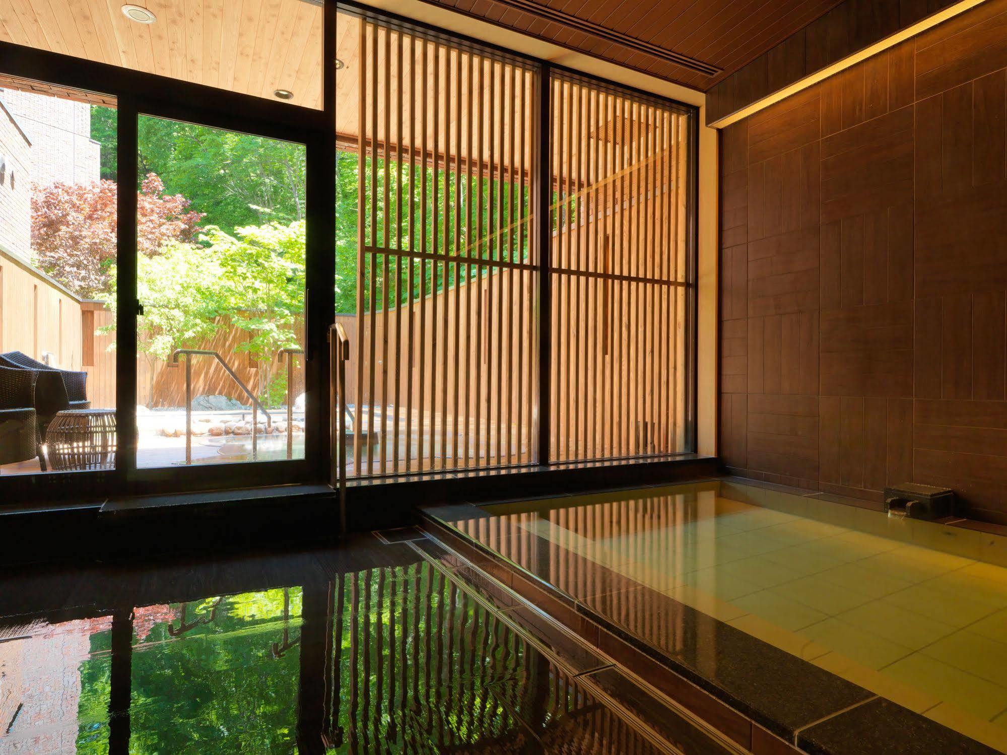 Niseko Konbu Onsen Tsuruga Moku-No-Sho Hotel Buitenkant foto
